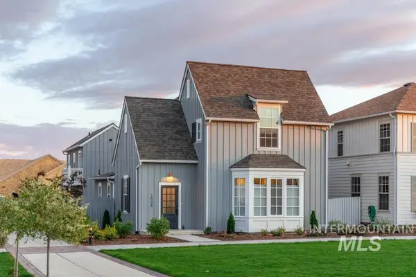 1508 S Picotee Circle, Moscow, ID 83843