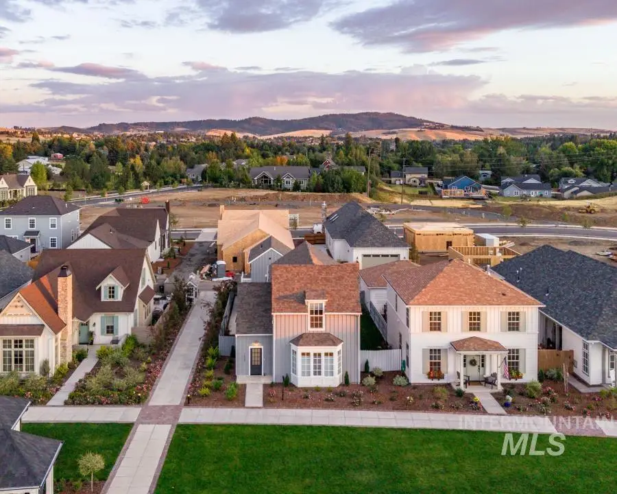 1508 S Picotee Circle, Moscow, ID 83843 - #2