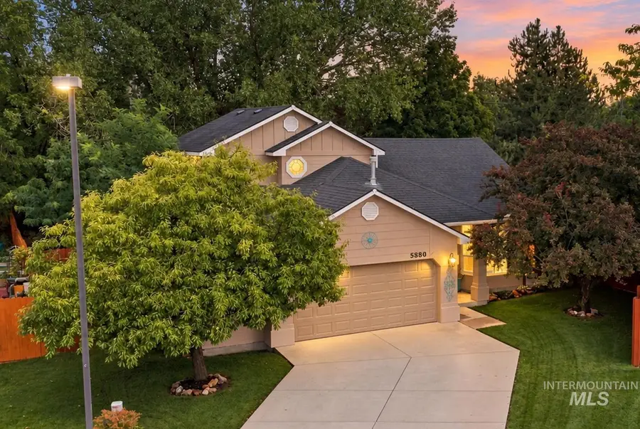 5880 S Staaten Ave, Boise, ID 83709 - #2