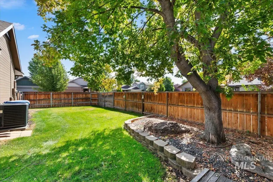 10251 W Brownstone Dr, Boise, ID 83709 - #3
