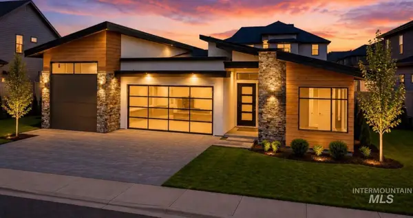 909 W Scoria Ct, Meridian, ID 83642