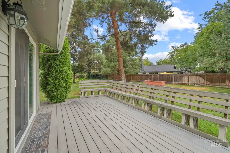 3113 S Fallingbrook, Boise, ID 83706 - #3