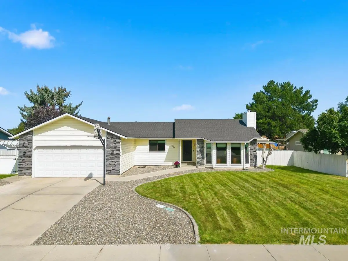 2020 E Kentucky Drive, Nampa, ID 83686 - #1