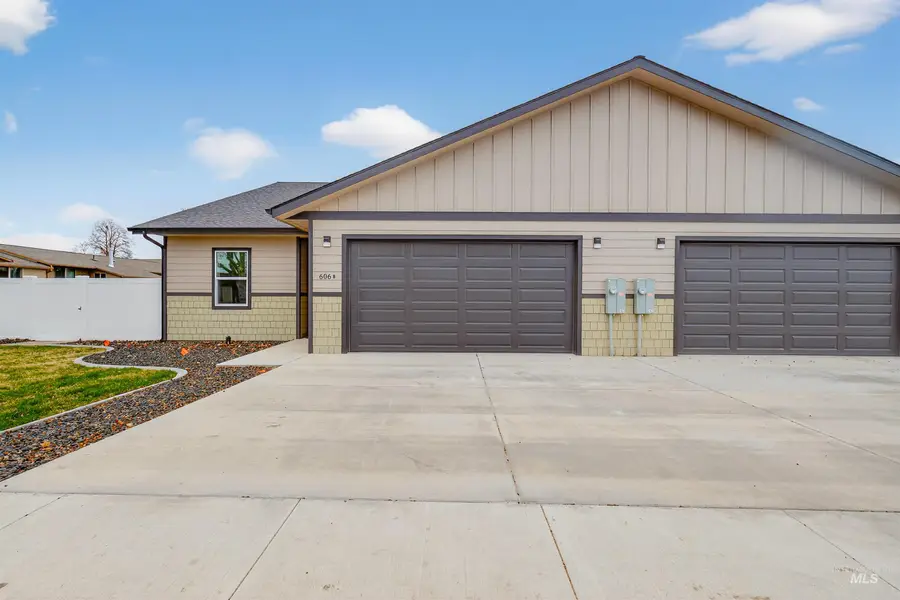 606 Warner Avenue #A & B, Lewiston, ID 83501 - #2