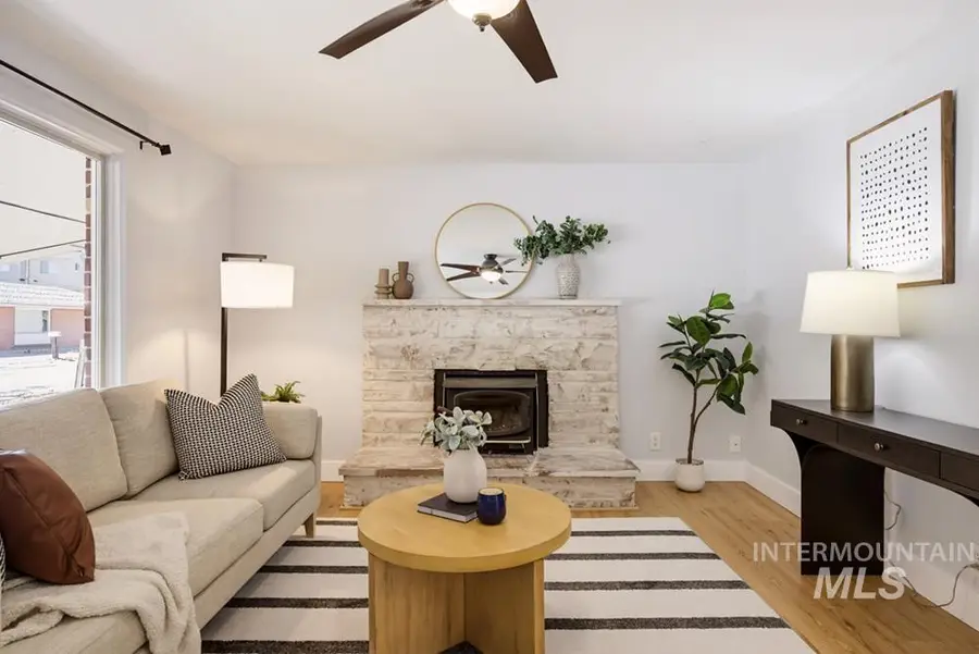1704 W Olympia Dr, Boise, ID 83705 - #2