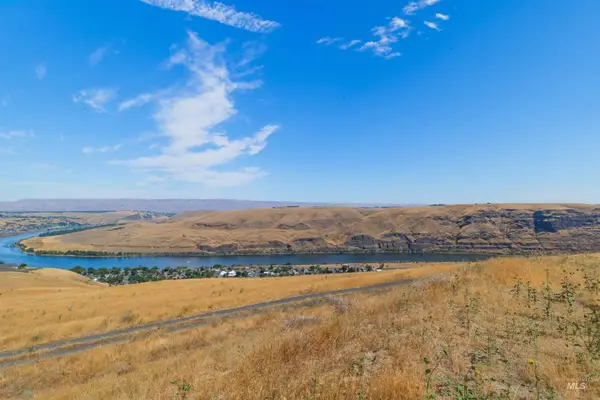 1550 Perro Pointe Rd, Asotin, WA 99402
