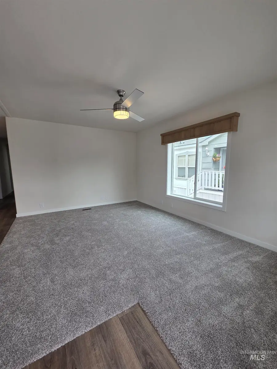 2401 S. Owyhee #50, Boise, ID 83704 - #2