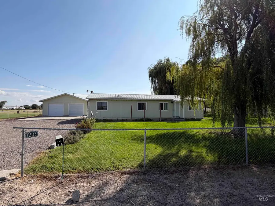 1203 Erlebach Way, Ontario, OR 97914 - #3
