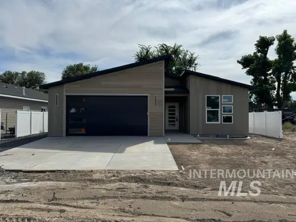 929 Aiken Ave, Buhl, ID 83316