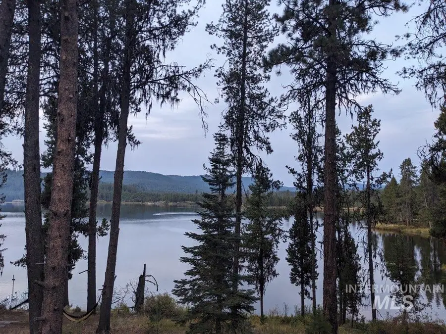 175 Pointes Rd, Cascade, ID 83611 - #3