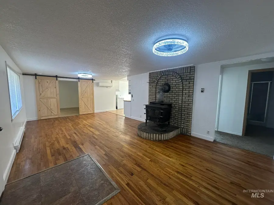 385 Anchor, Ontario, OR 97914 - #2