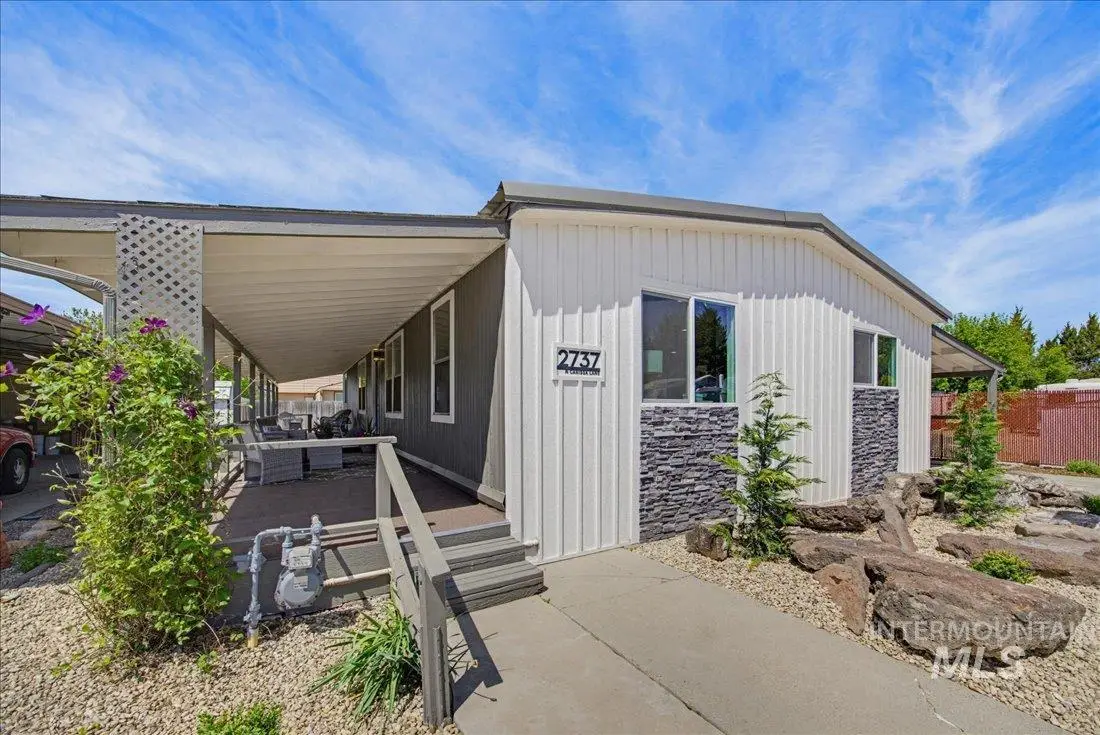 2737 N Carissa Ln, Boise, ID 83704 - #1