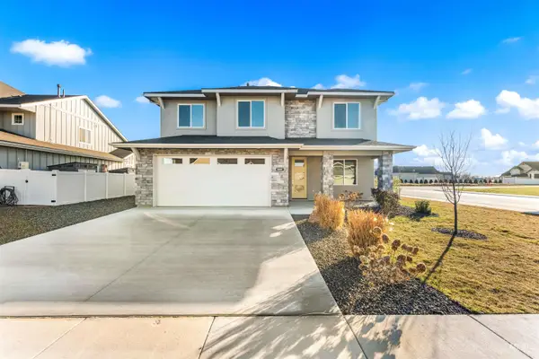 8081 Tandy Cove St, Middleton, ID 83644