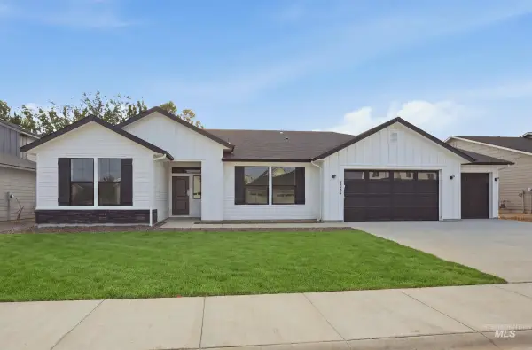 1027 E Crab Springs St, Nampa, ID 83686