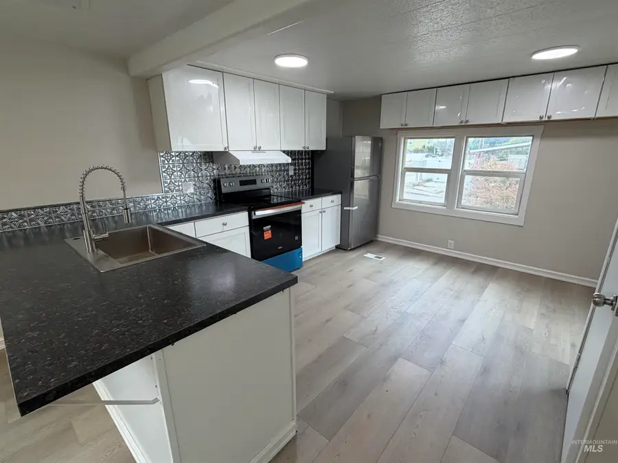 3948 N Adams St #16, Garden City, ID 83714 - #3