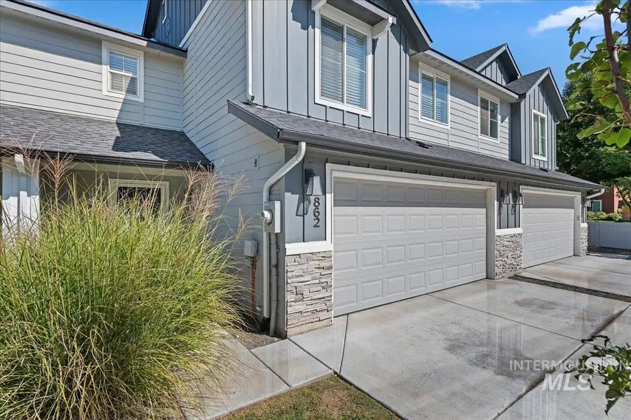 862 W Woodpine St, Meridian, ID 83646 - #3