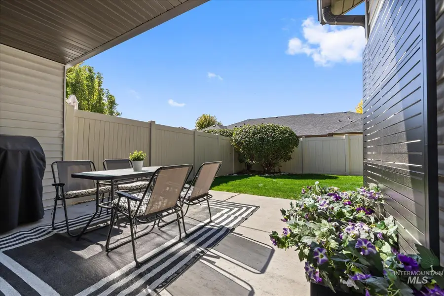 1909 N Marnita Ave, Meridian, ID 83646 - #3