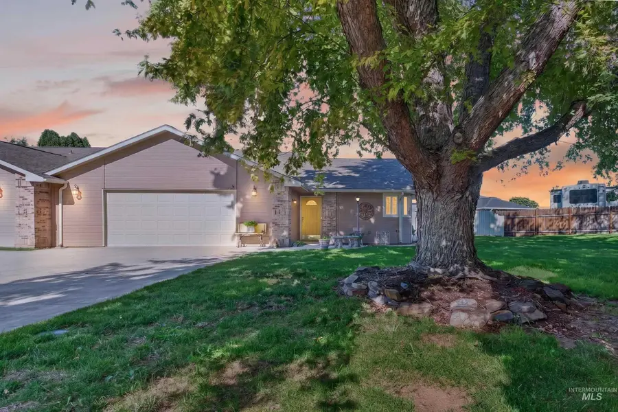 716 W Benton Ave., Nampa, ID 83651 - #3