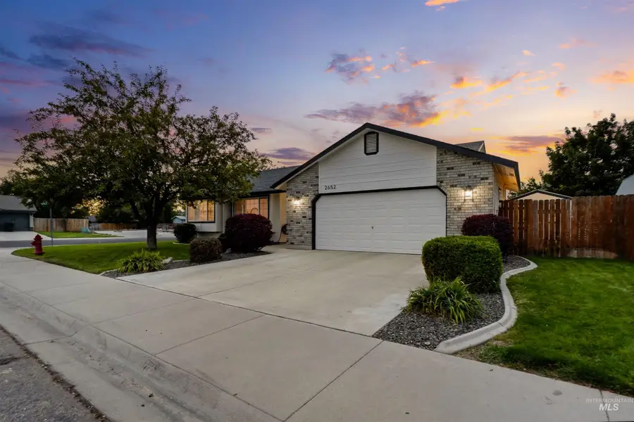 2652 W Whitestone Drive, Meridian, ID 83646 - #2