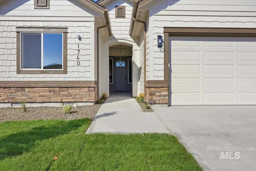 1740 Haystack Rd, Emmett, ID 83617 - #2