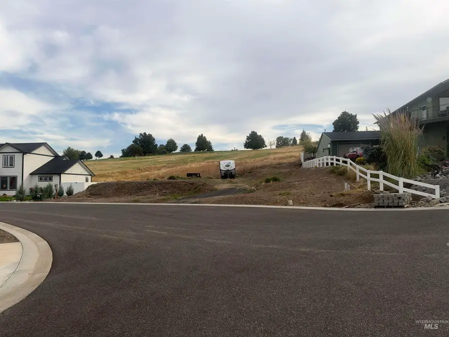 406 Highwater St, Lewiston, ID 83501 - #2