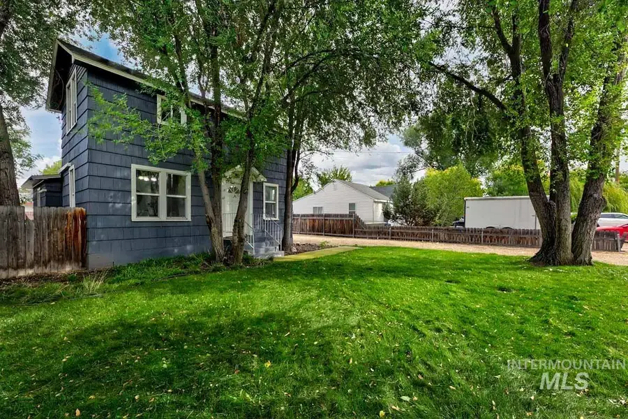 1216 W Dundee St, Boise, ID 83706 - #2