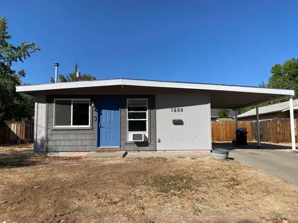 1200 E 17th N, Mountain Home, ID 83647
