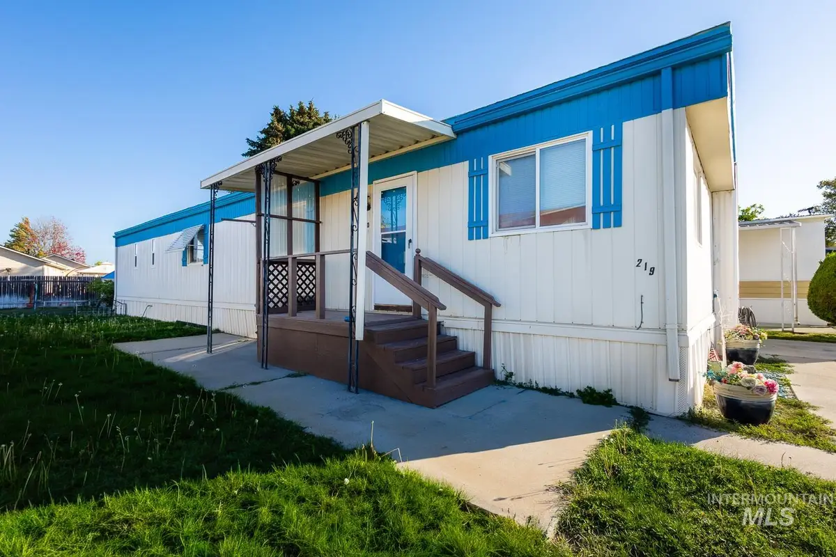 219 W W Silver City Dr, Boise, ID 83713 - #1