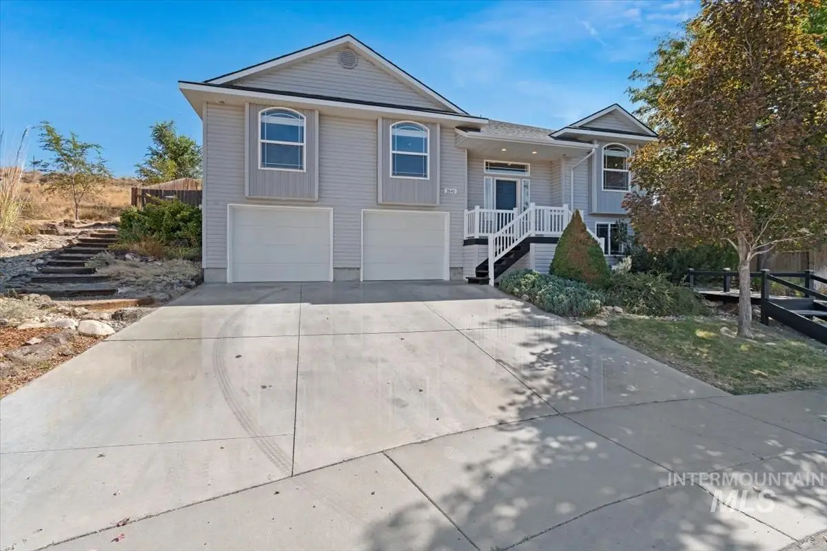 2840 NE Haskett Pl, Mountain Home, ID 83647 - #1