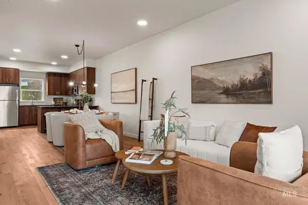 7422 W Swain Lane, Garden City, ID 83714