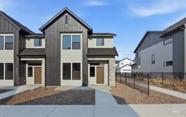 6762 S Arista Ave, Boise, ID 83709