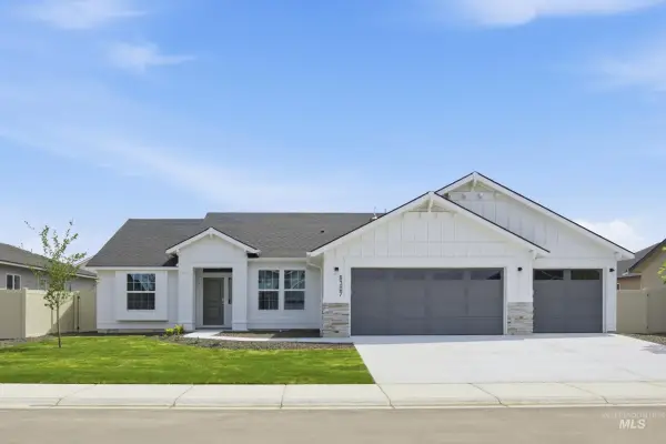 4596 S Fort George Ave, Nampa, ID 83686