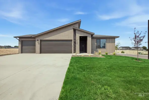 2323 N 8th E St, Mountain Home, ID 83647