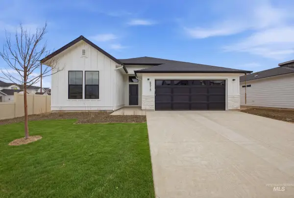 3871 W Lakehills St, Meridian, ID 83642