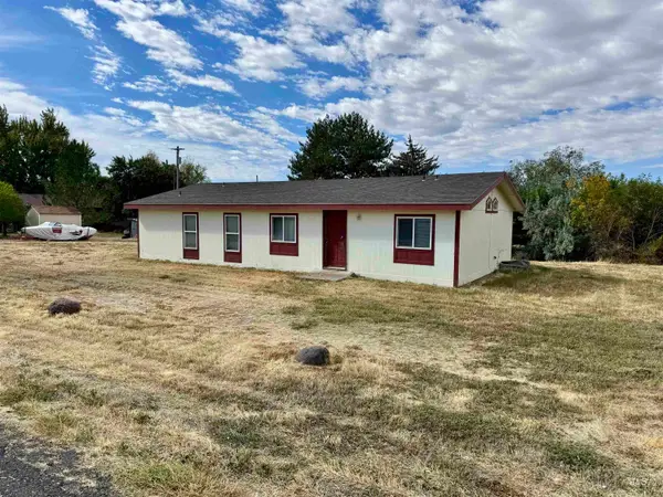 250 S 2nd Ave, Hagerman, ID 83332