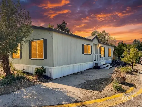 701 Monte Vista Dr #44, Emmett, ID 83617