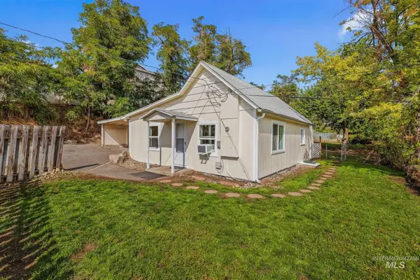 702 22nd Avenue, Clarkston, WA 99403