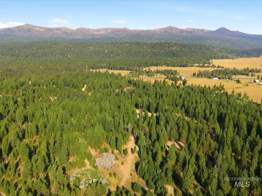 70 Laurins Lane, Cascade, ID 83611 - #2