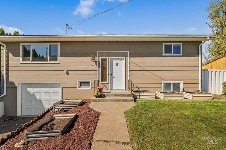 3818 17th Street, Lewiston, ID 83501 - #2