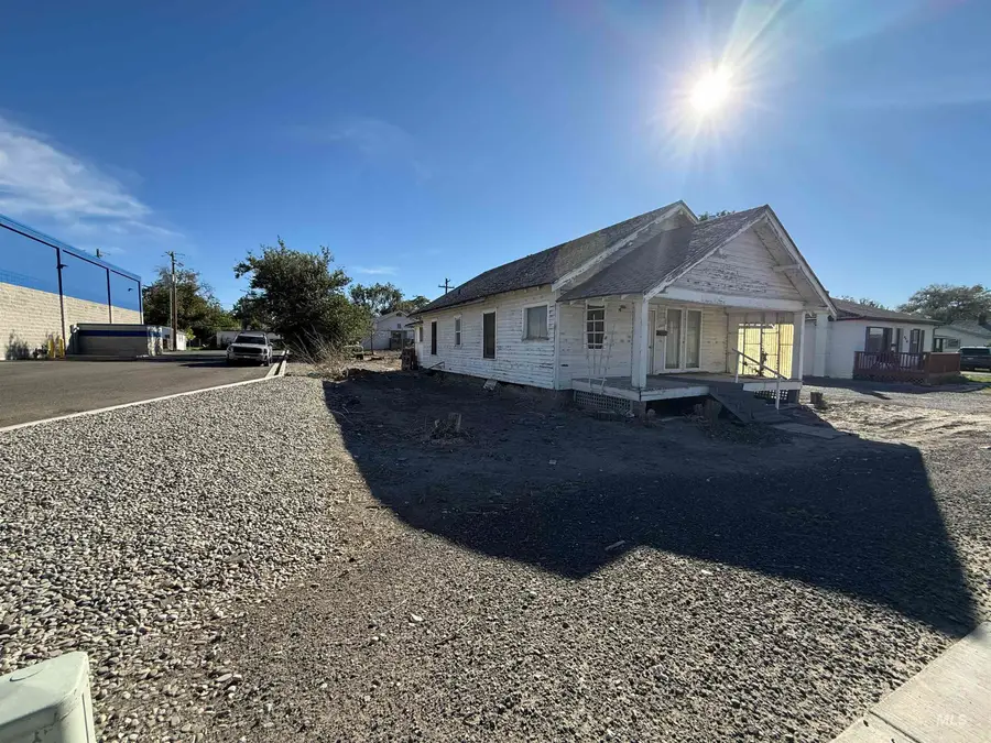 817 Burley Ave, Buhl, ID 83316 - #3