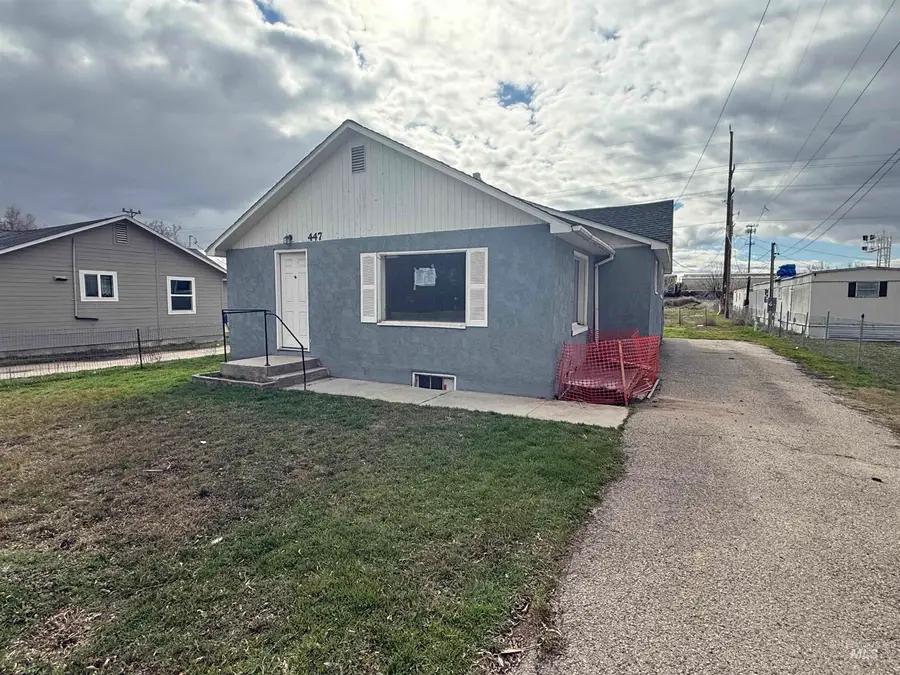 447 1st St N, Nampa, ID 83687 - #3