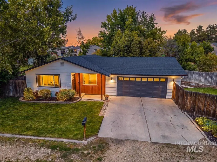 4614 W Alamosa St, Boise, ID 83703 - #2