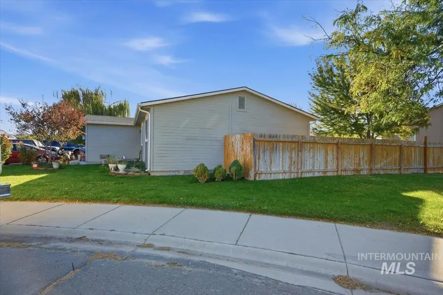 711 Prince Ave, Wilder, ID 83676 - #3