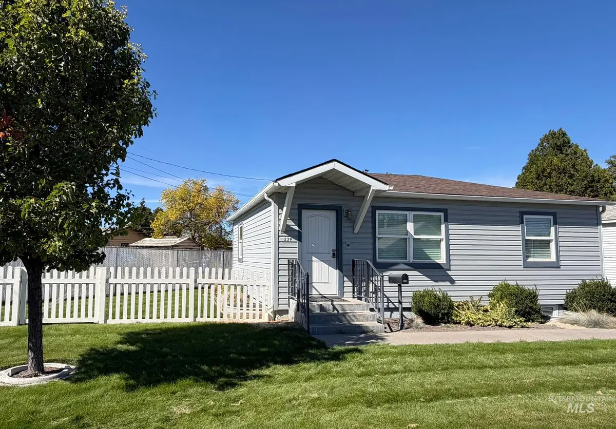 239 Blue Lakes Blvd, Twin Falls, ID 83301 - #1
