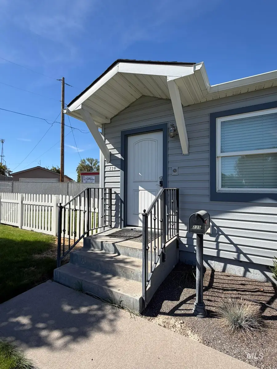 239 Blue Lakes Blvd, Twin Falls, ID 83301 - #3