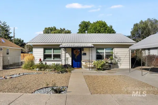 837 N 8th E, Mountain Home, ID 83647