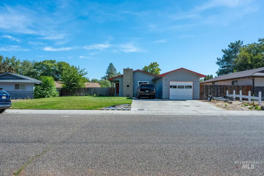530 NW 11th St, Ontario, OR 97914 - #3