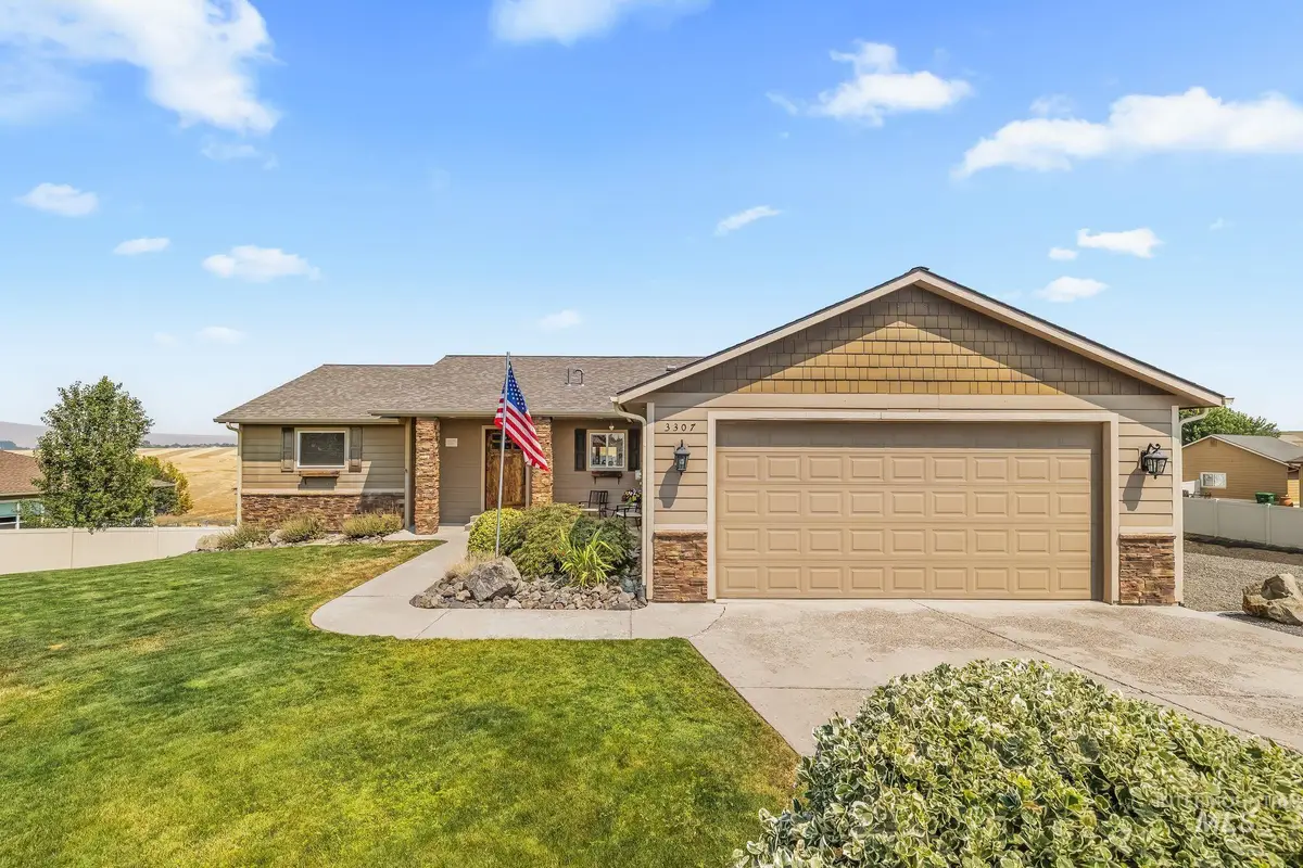 3307 18th Street, Lewiston, ID 83501 - #1