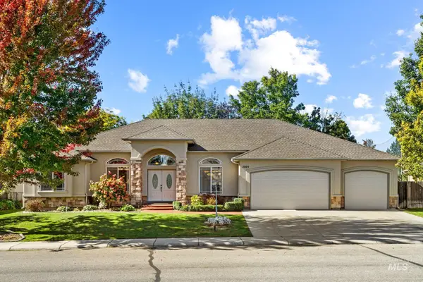 2009 N Aronmink Way, Meridian, ID 83646