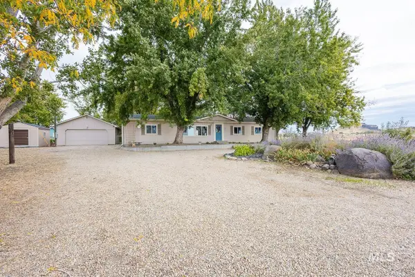 8262 Snake, Caldwell, ID 83607